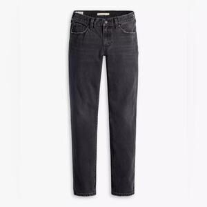 NWT Levi’s Middy Straight Jean